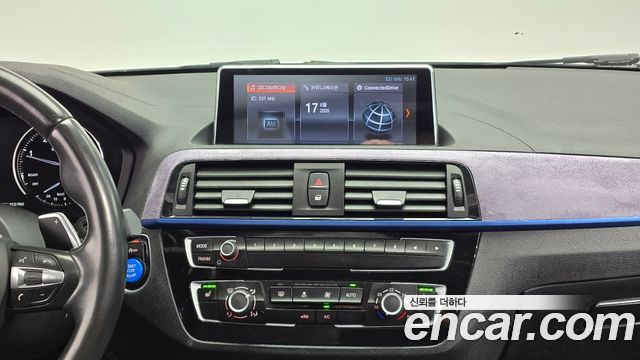 BMW 1-Series 2018 — photo 16
