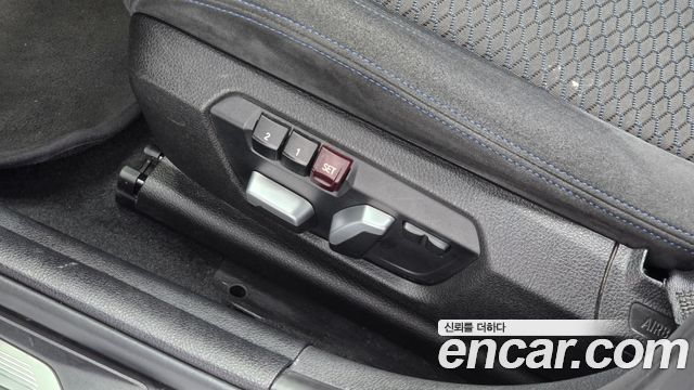BMW 1-Series 2018 — photo 18