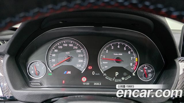 BMW M4 2017 — photo 11