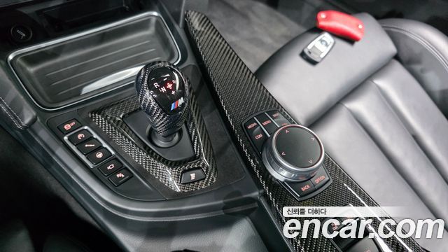 BMW M4 2017 — photo 12