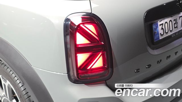 Mini Countryman 2022 — photo 9