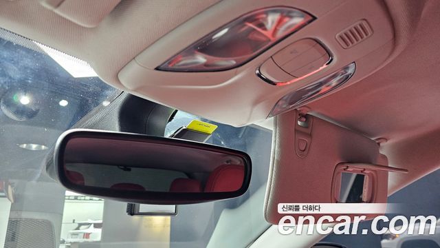 Jeep Compass 2018 — photo 18