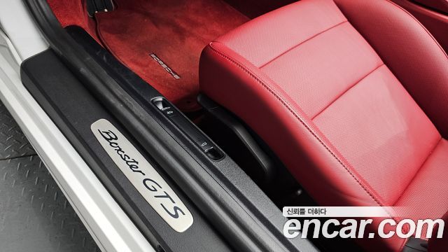 Porsche 718 2019 — photo 22