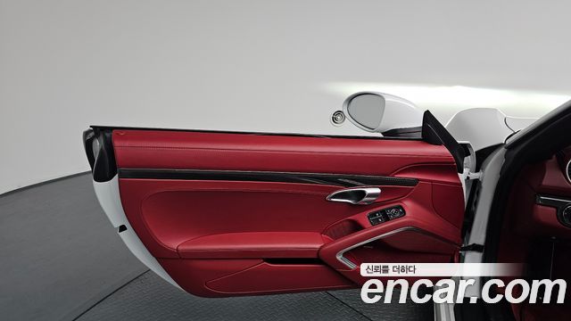 Porsche 718 2019 — photo 14