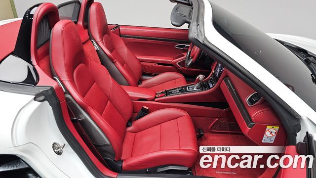 Porsche 718 2019 — photo 16