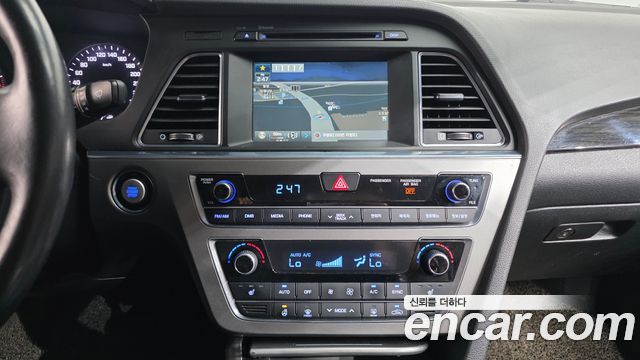 Hyundai Sonata 2016 — photo 15