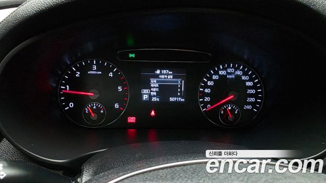 Kia Sorento 2018 — photo 8