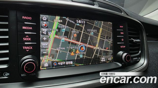Kia Sorento 2018 — photo 13