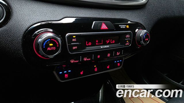 Kia Sorento 2018 — photo 16