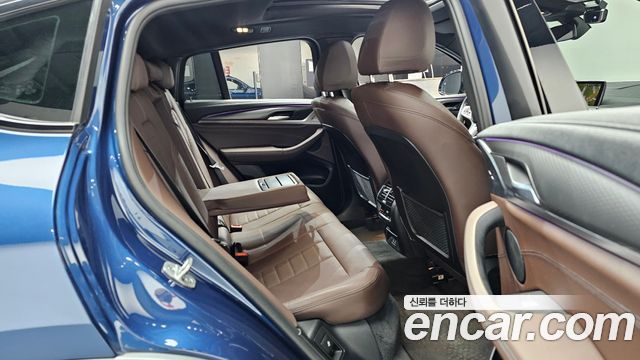 BMW X4 2021 — photo 17