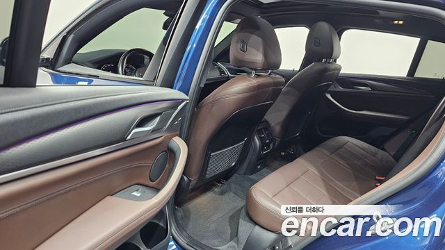 BMW X4 2021 — photo 28