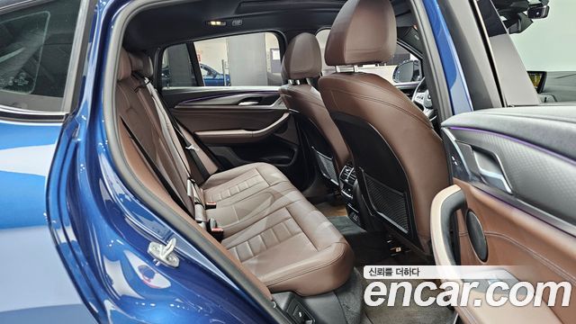 BMW X4 2021 — photo 31