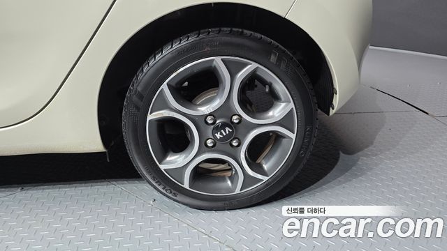 Kia morning 2013 — photo 7