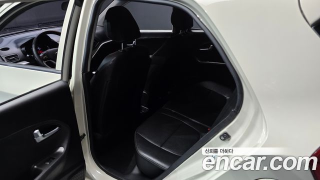 Kia morning 2013 — photo 16