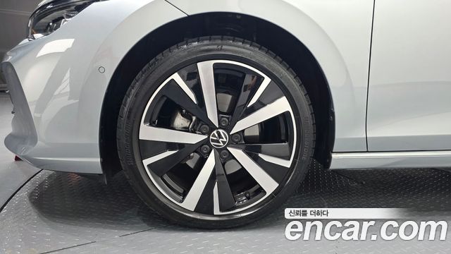 Volkswagen Golf 2026 — photo 5