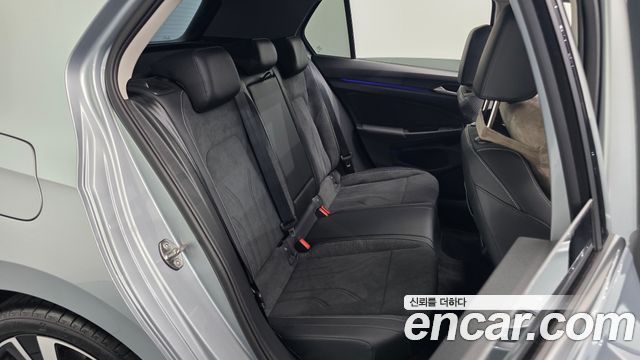 Volkswagen Golf 2026 — photo 17