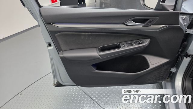 Volkswagen Golf 2026 — photo 14