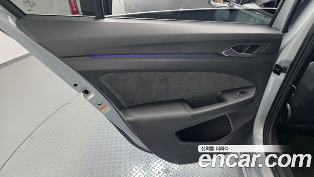 Volkswagen Golf 2026 — photo 15