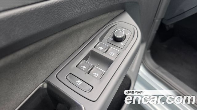 Volkswagen Golf 2026 — photo 29