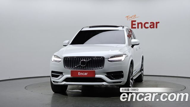 Volvo XC90 2023 — photo 3
