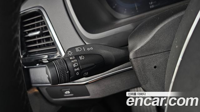 Volvo XC90 2023 — photo 27