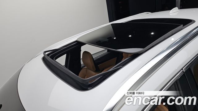 Volvo XC90 2023 — photo 34