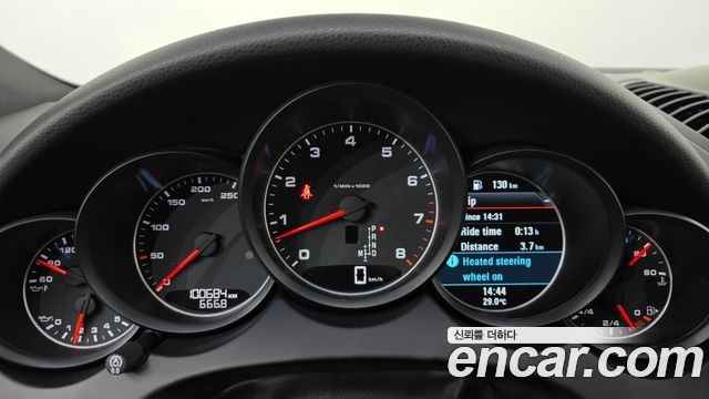 Porsche Cayenne 2016 — photo 8