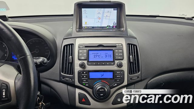 Hyundai i30 2008 — photo 14