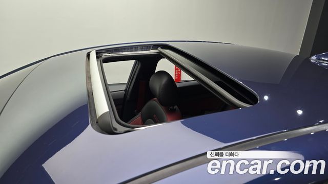 Hyundai AVANTE 2018 — photo 18