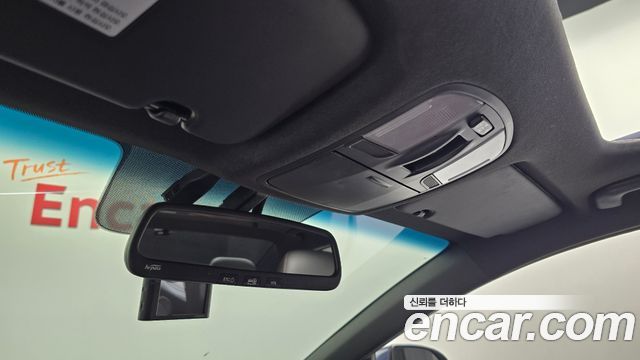 Hyundai AVANTE 2018 — photo 20