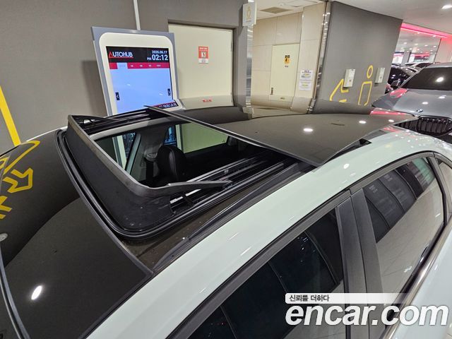 Volkswagen Jetta 2023 — photo 15