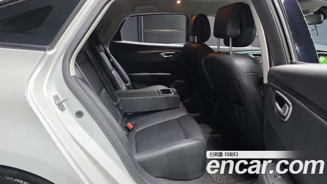 Renault Korea SM6 2016 — photo 12