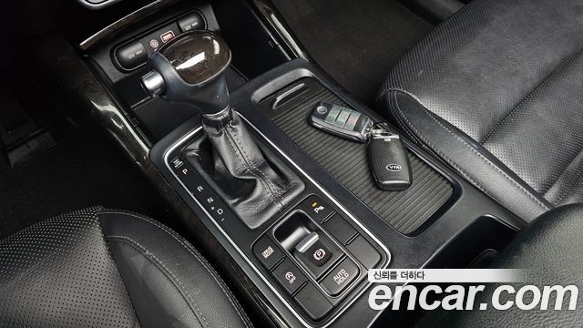 Kia Sorento 2016 — photo 9