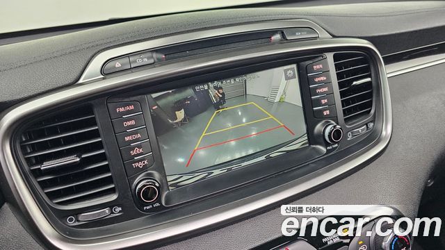 Kia Sorento 2016 — photo 14