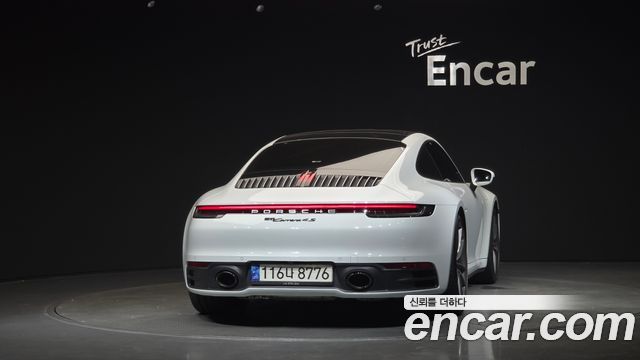 Porsche 911 2022 — photo 4