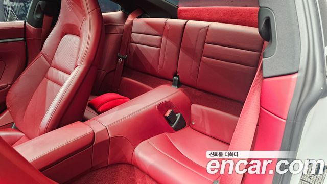 Porsche 911 2022 — photo 11