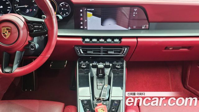 Porsche 911 2022 — photo 14