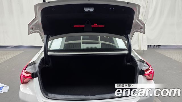 Kia K8 2023 — photo 20