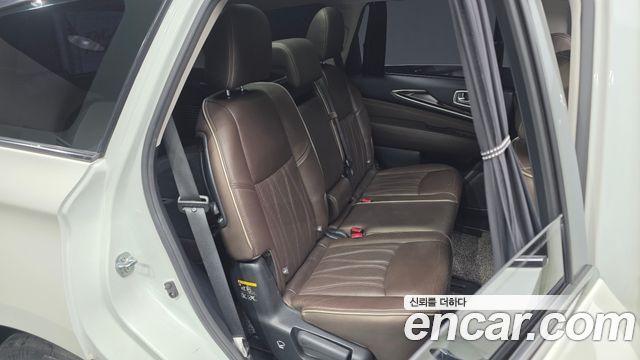 Infiniti QX60 2017 — photo 11