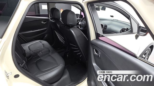 Renault Korea QM3 2015 — photo 17