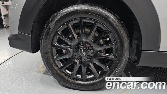 Mini Cooper 2024 — photo 7