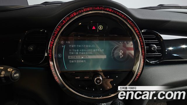 Mini Cooper 2024 — photo 28