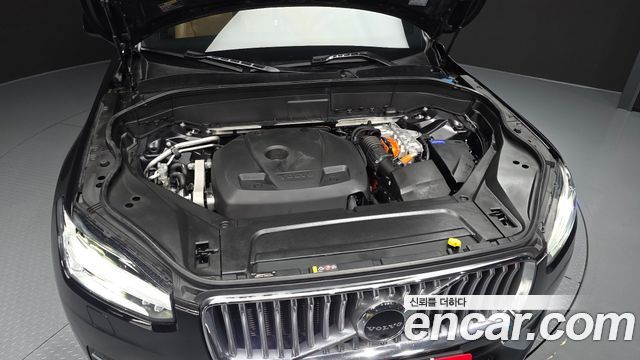 Volvo XC90 2021 — photo 6