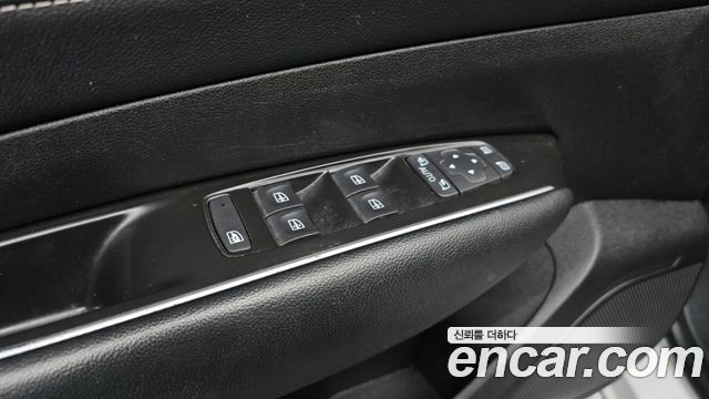 Renault Korea SM6 2024 — photo 28