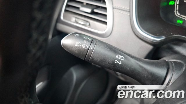 Renault Korea SM6 2024 — photo 29