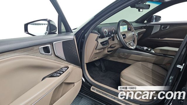 Kia K8 2022 — photo 13