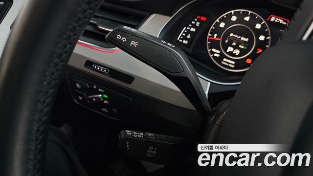 Audi Q7 2019 — photo 32