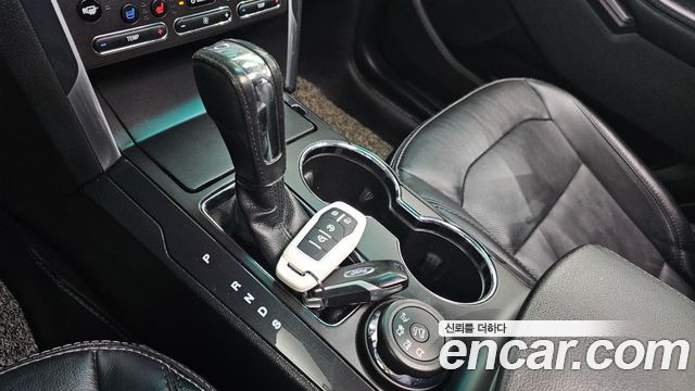 Ford Explorer 2016 — photo 9