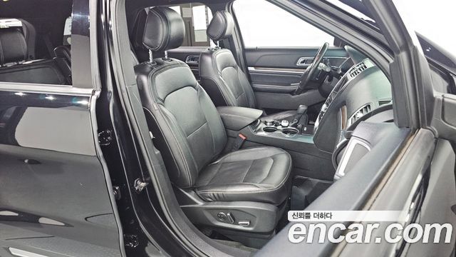 Ford Explorer 2016 — photo 11