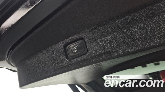 Ford Explorer 2016 — photo 18